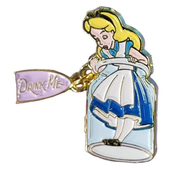 Alice Wonderland Lapel Pin Drink Me Bottle Badge Enamel Brooch Pin Accessories - Picture 1 of 7